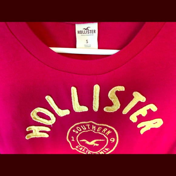 Hot Pink Embellished Yellow “Hollister” TShirt - Picture 3 of 4